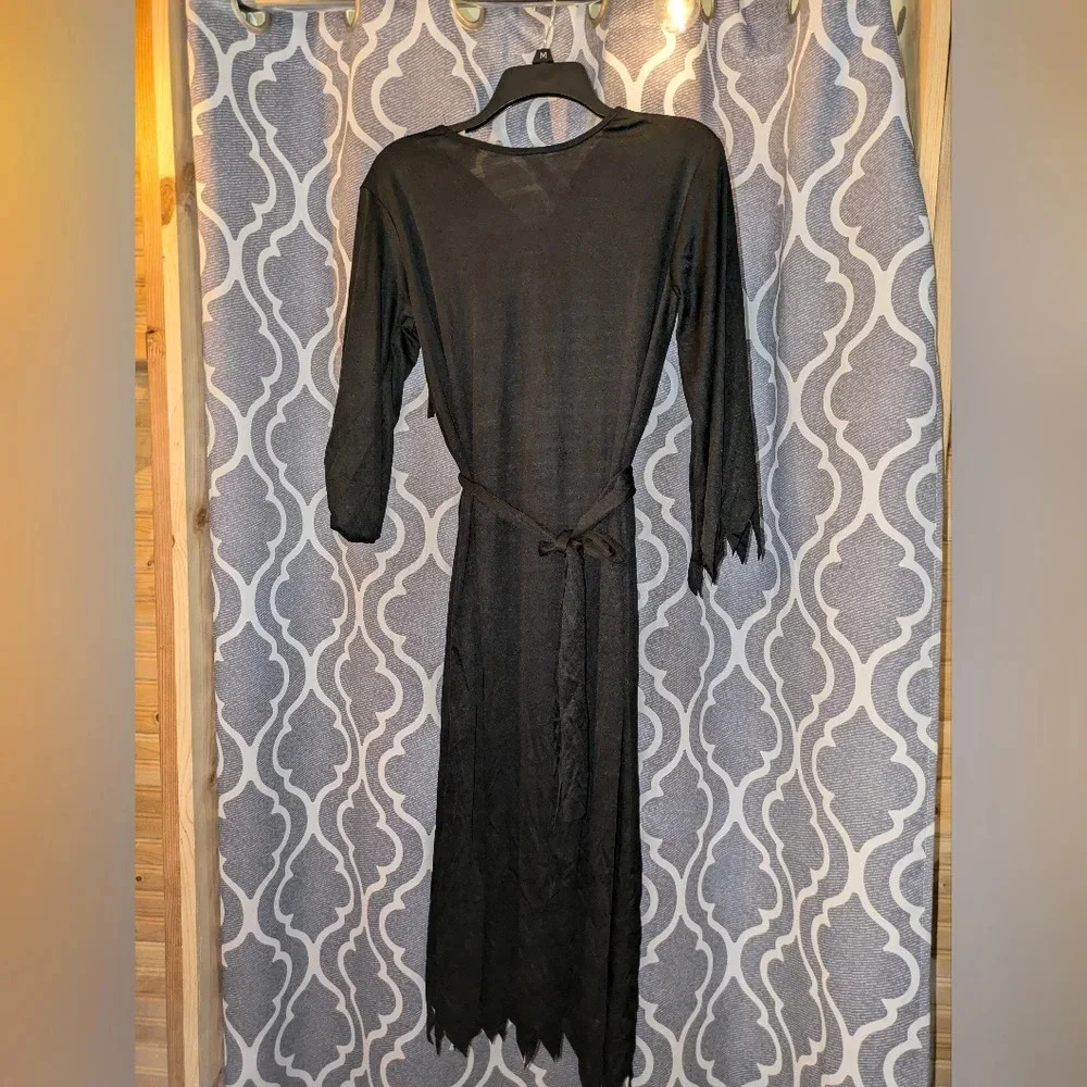 Kids Fade In Out Phantom Costume Size M (8-10) EUC